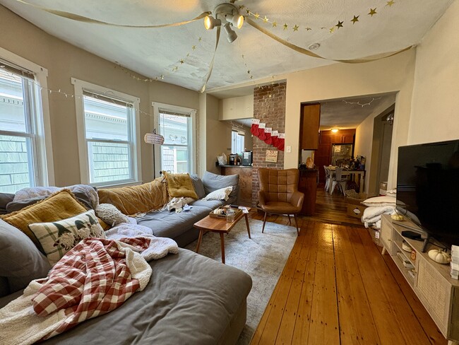 Photo - 72 Hillside St Unit 3