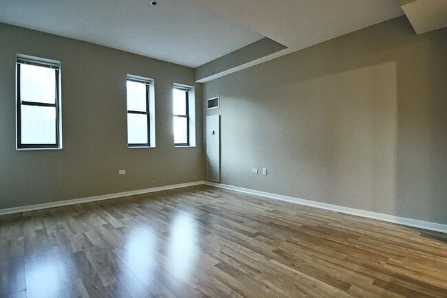 Photo - 186 W Randolph St Unit 1905