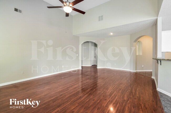 Photo - 7298 Hunter's Horn Dr