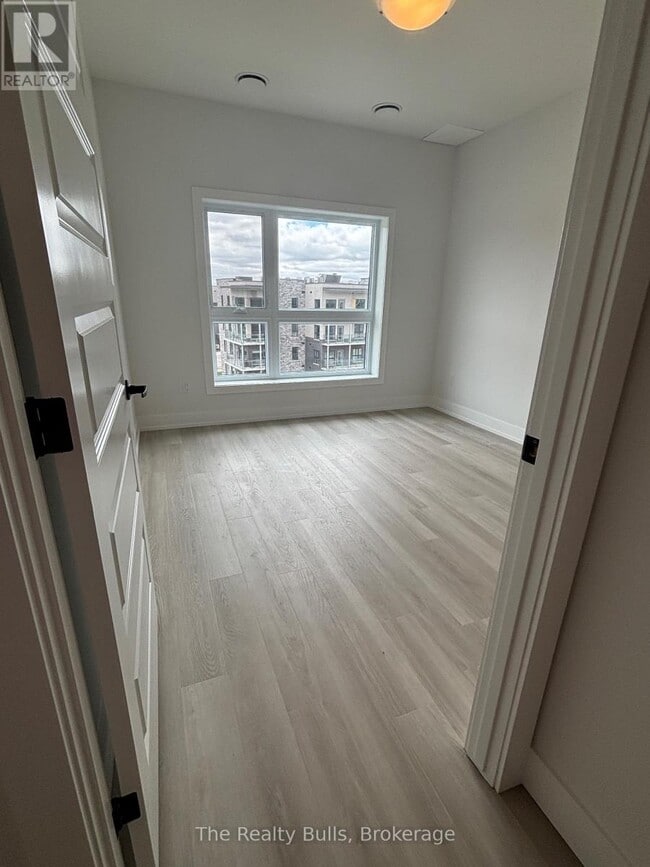 Photo - 1100 Lackner Pl Unité 509