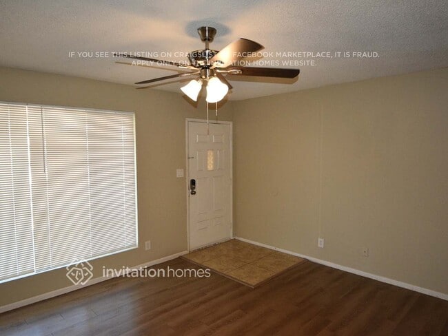 Photo - 2609 W Charter Oak Rd