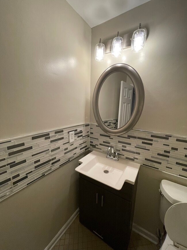 Building Photo - 1166 Booth Rd SW Unit 501 Rental