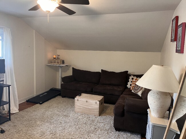 Photo - 176 Walnut St Unit 2