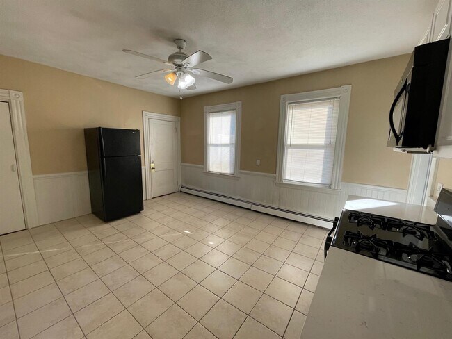 Photo - 14 Allen St Unidad 3