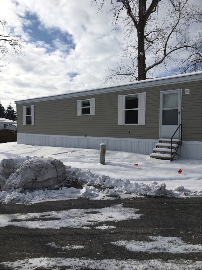 Building Photo - 1710 S Walnut St Rental