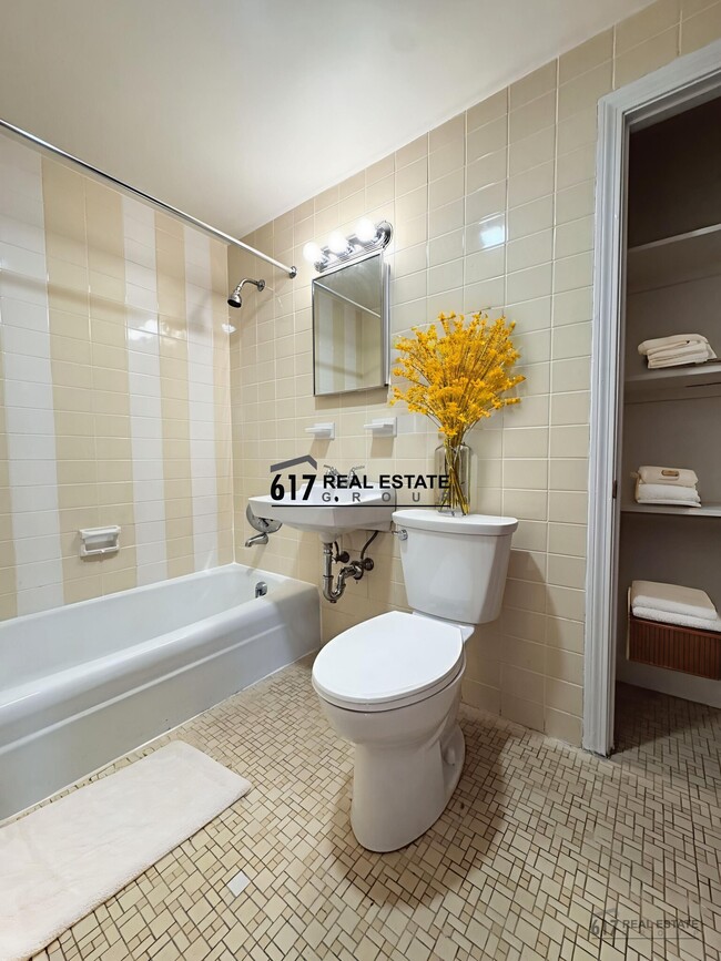 Photo - 64 Brighton Ave Unit 404