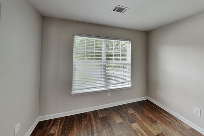 Photo - 1466 Wilson Manor Cir SE