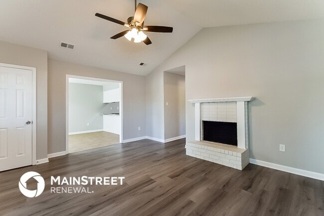 Photo - 3437 Laurelwood Dr