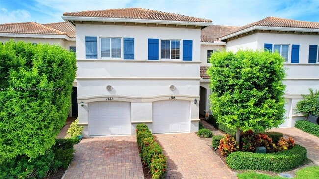 Photo - 1119 Vermilion Dr Townhome