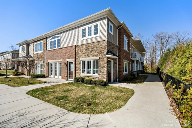 Building Photo - 5570 Arbor Chase Dr Rental