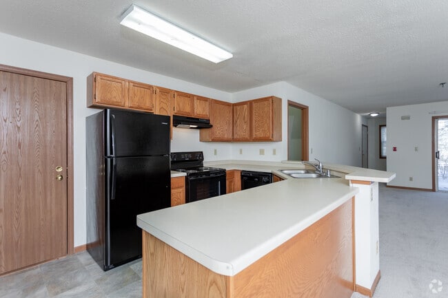 1BR, 1BA - 1,090SF - Deer Creek Run Apartments