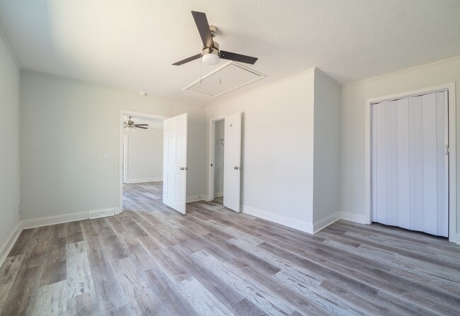Photo - 1437 Briarcliff Dr