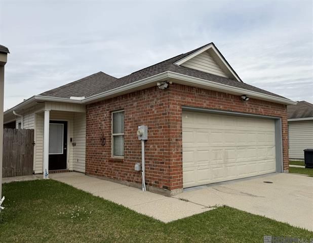 Building Photo - 1046 Sedona Pines Dr