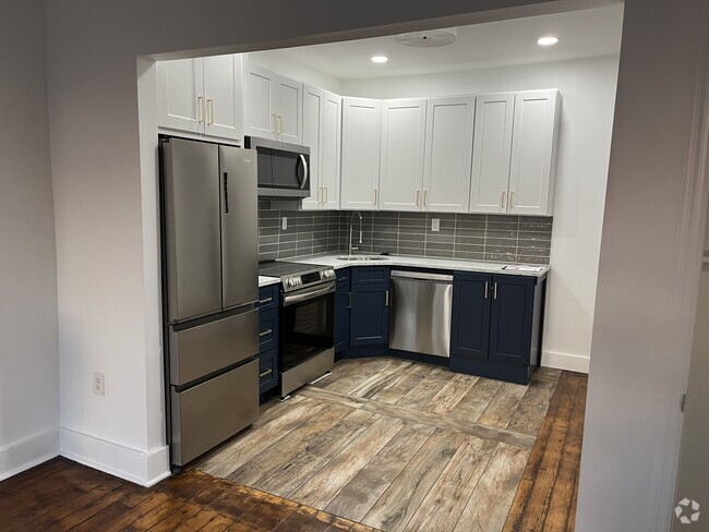 Building Photo - 556 Vanderbilt Ave Rental