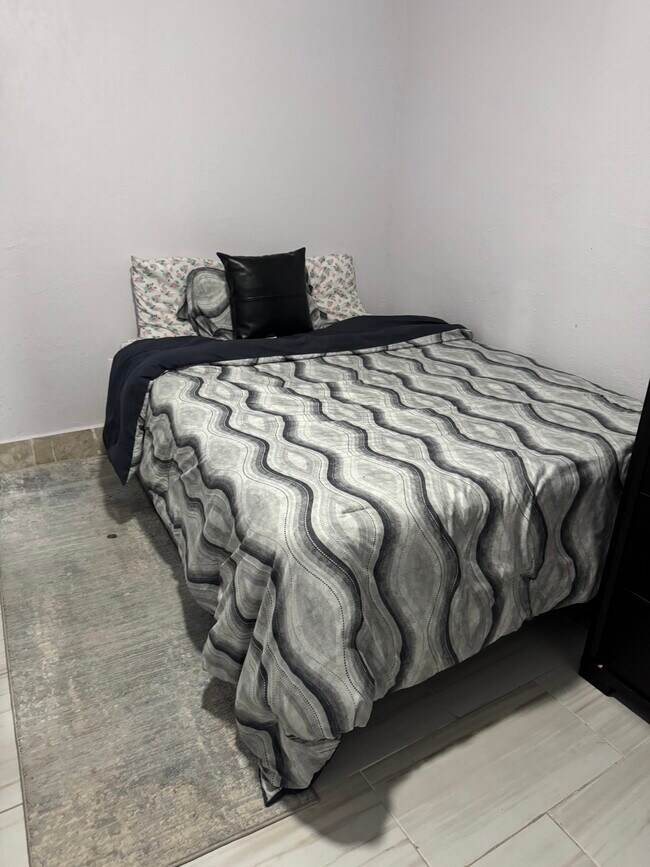 Photo - 4181 NW 34th Way Unidad Apt G