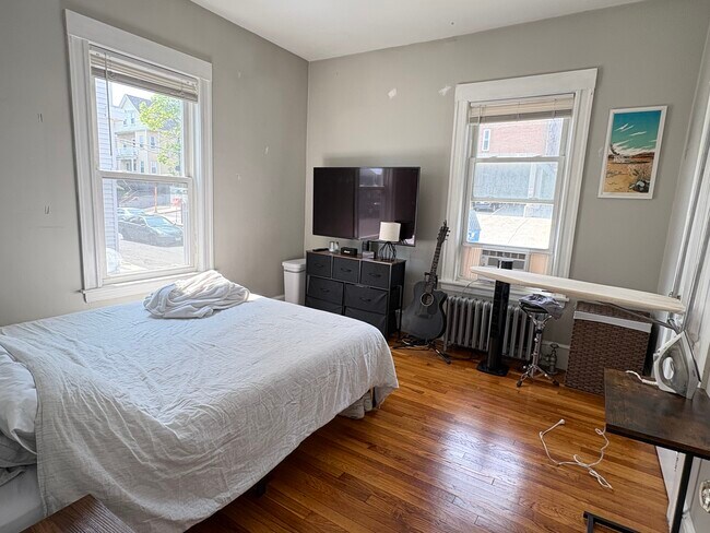 271 Highland Ave Unit 1