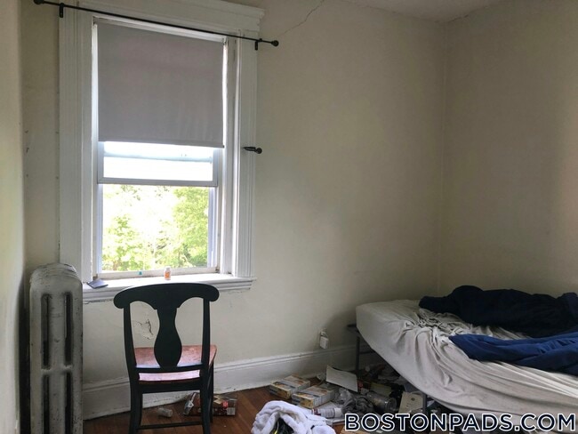 Photo - 15 Egremont Rd Unit 11