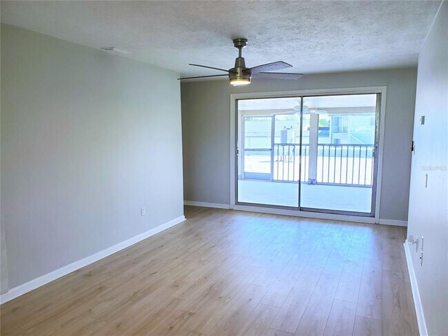 Photo - 3075 Los Altos Dr Unit E