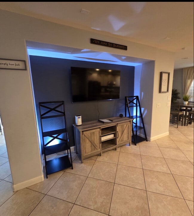 Photo - 3902 Burma Rd