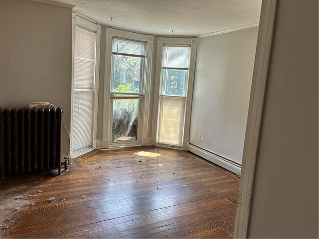 1 Rowley St