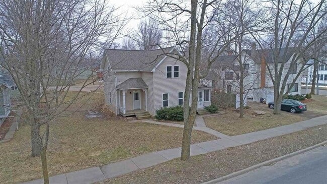 Exterior- Front - 106 N State St Unit 1/2