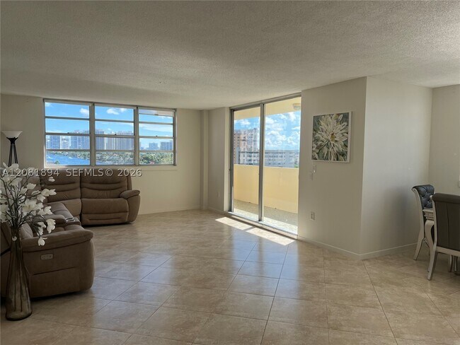 Photo - 1833 S Ocean Dr Unit 812