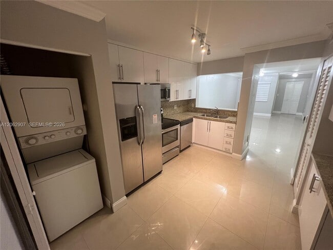 Photo - 7085 NW 173rd Dr Unit 403