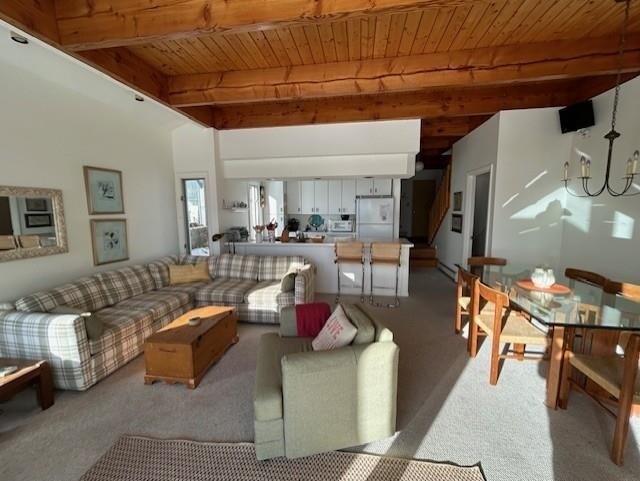 96 Fairway Dr