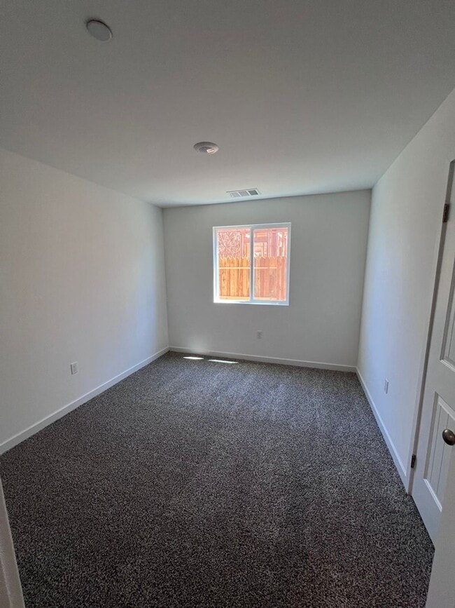 Photo - Spacious 4 bedroom house ready to be occup...