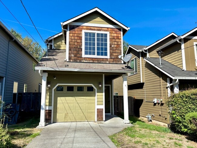 Building Photo - 9247 N Macrum Ave