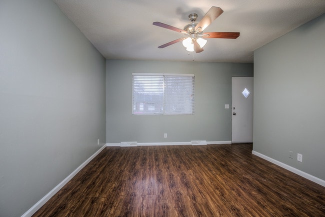 Photo - 514 NE Corder St