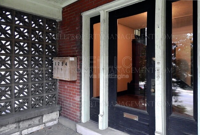 Photo - 1035 Baxter Ave Unit 3