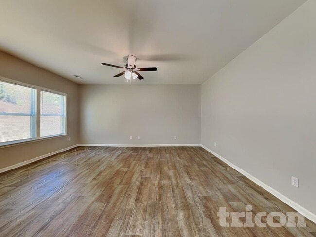 Photo - 4664 Wesmar Dr