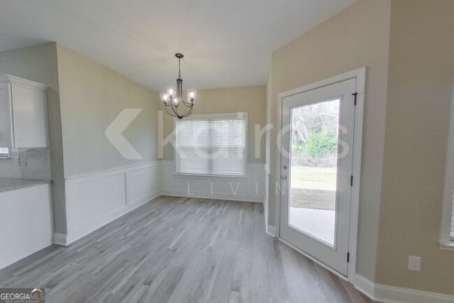 Photo - 157 Allentown Wy