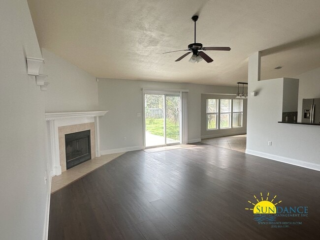 Photo - Gorgeous 3 Bedroom Home in Navarre