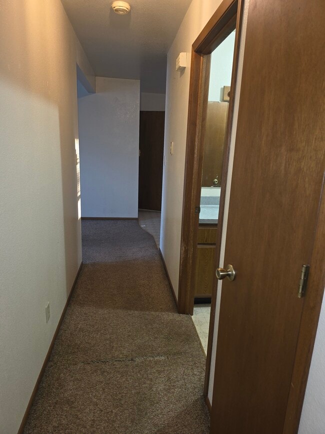 Photo - 466 Appleton St Unit 466B