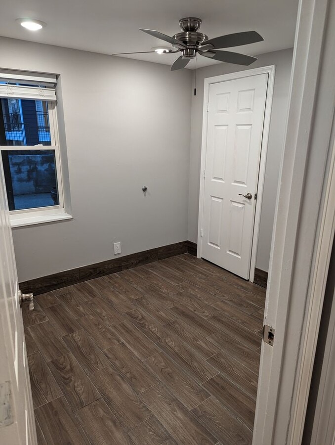 Photo - 105 James Agee St