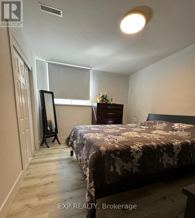 Photo - 254 Hillside Dr