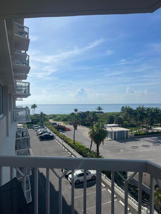 125 S Ocean Ave Condo Unit 504 Condo for Rent in Palm Beach Shores