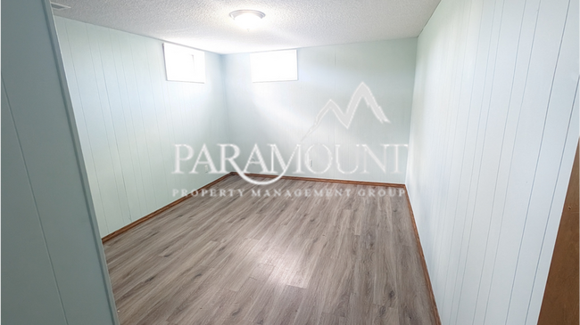 Photo - Tucked Away Lower 2 Bedroom Duplex!