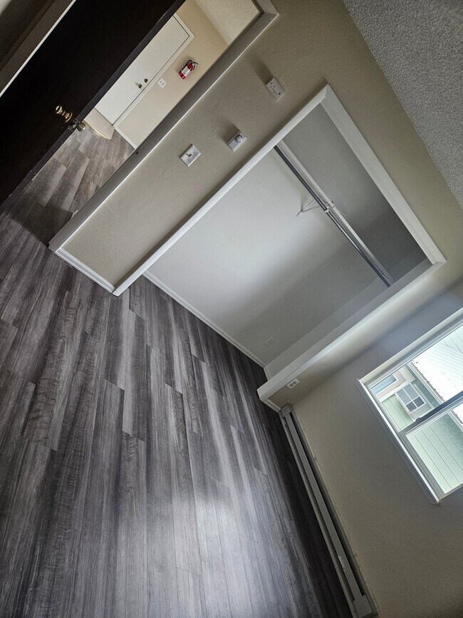 Photo - 1211 E Park Ave Unidad 1211 E. Park St.