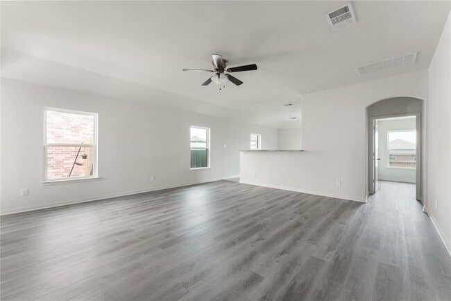 Photo - 13333 Harry S Truman Dr