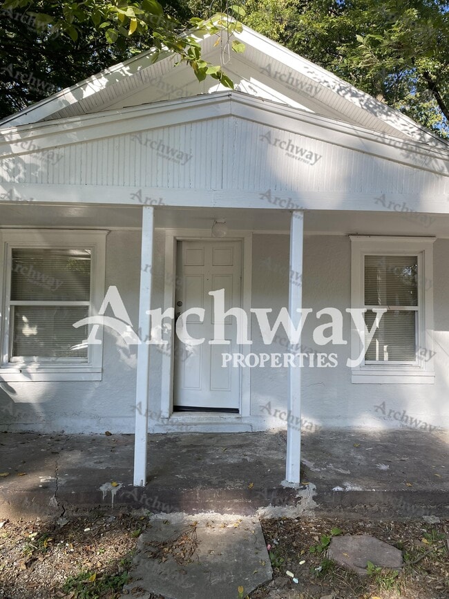 Photo - 108 S Home St