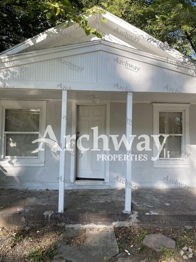 Building Photo - 108 S Home St