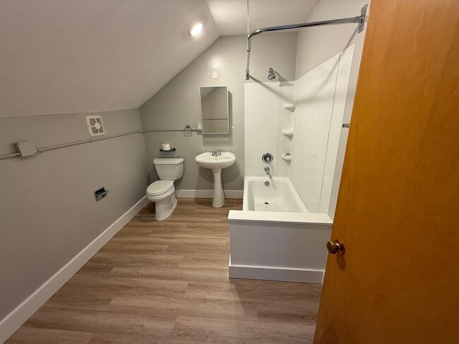 Photo - 316 E Peach St Unit 316 E Peach  3