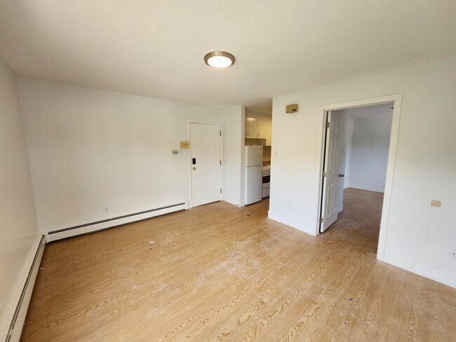 Photo - 84 Dufferin Ave Unit 84-1