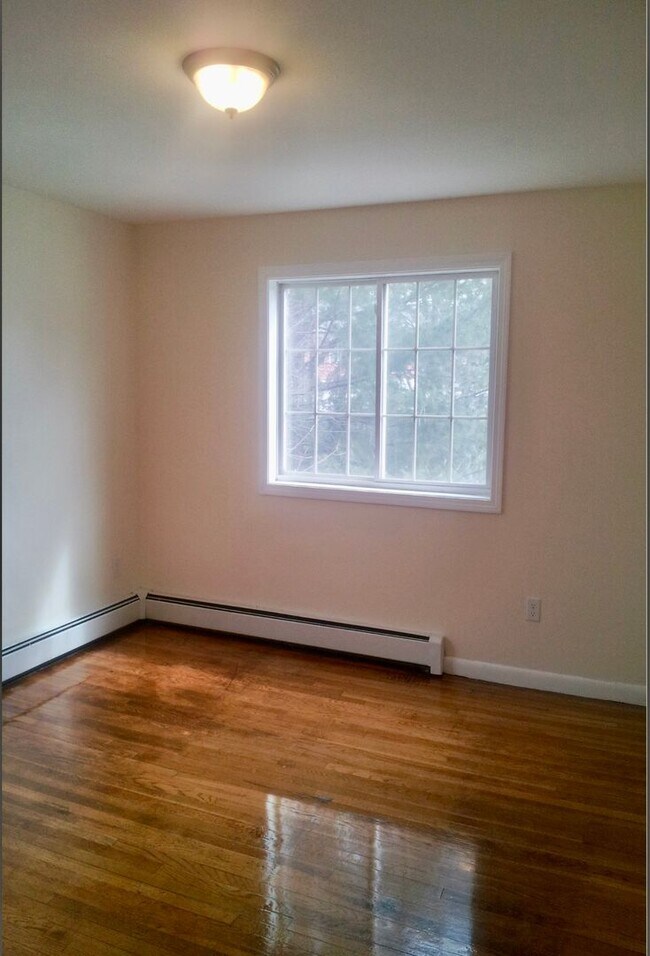 Photo - 13-23 Bissell Street Unidad 23C