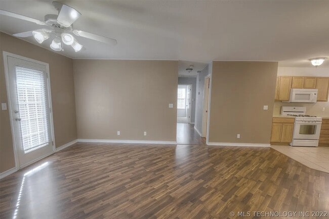 Photo - 5644 S Xenophon Ave