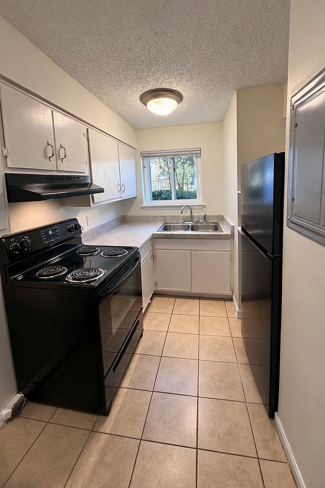 Townhome Two Bedroom, One and Half Bath
