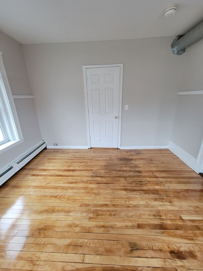 Photo - 15 Broadway Unit 3